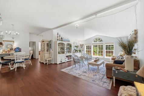 17375 Willow Creek Road Occidental CA 95465