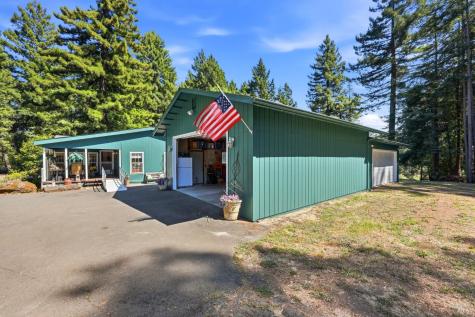 17375 Willow Creek Road Occidental CA 95465