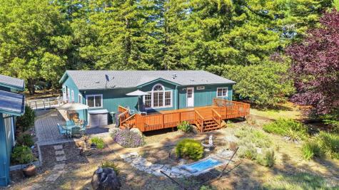 17375 Willow Creek Road Occidental CA 95465