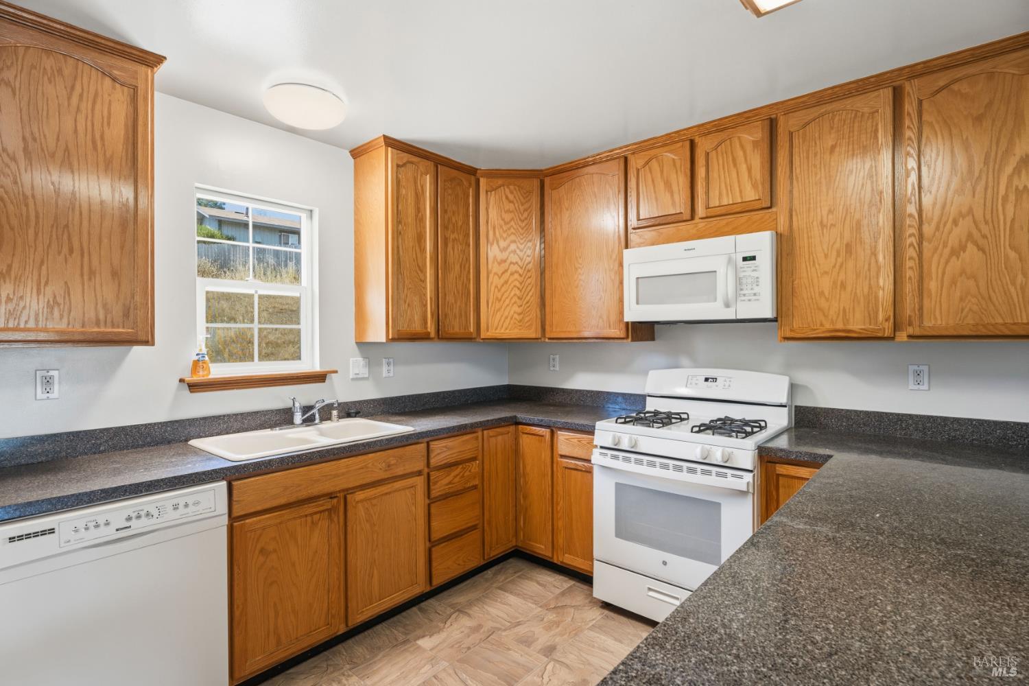 25815 Hawk Drive Willits CA 95490