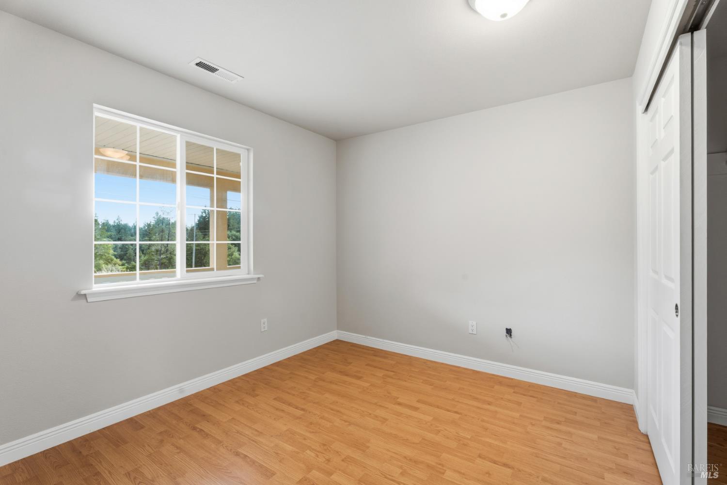 25815 Hawk Drive Willits CA 95490