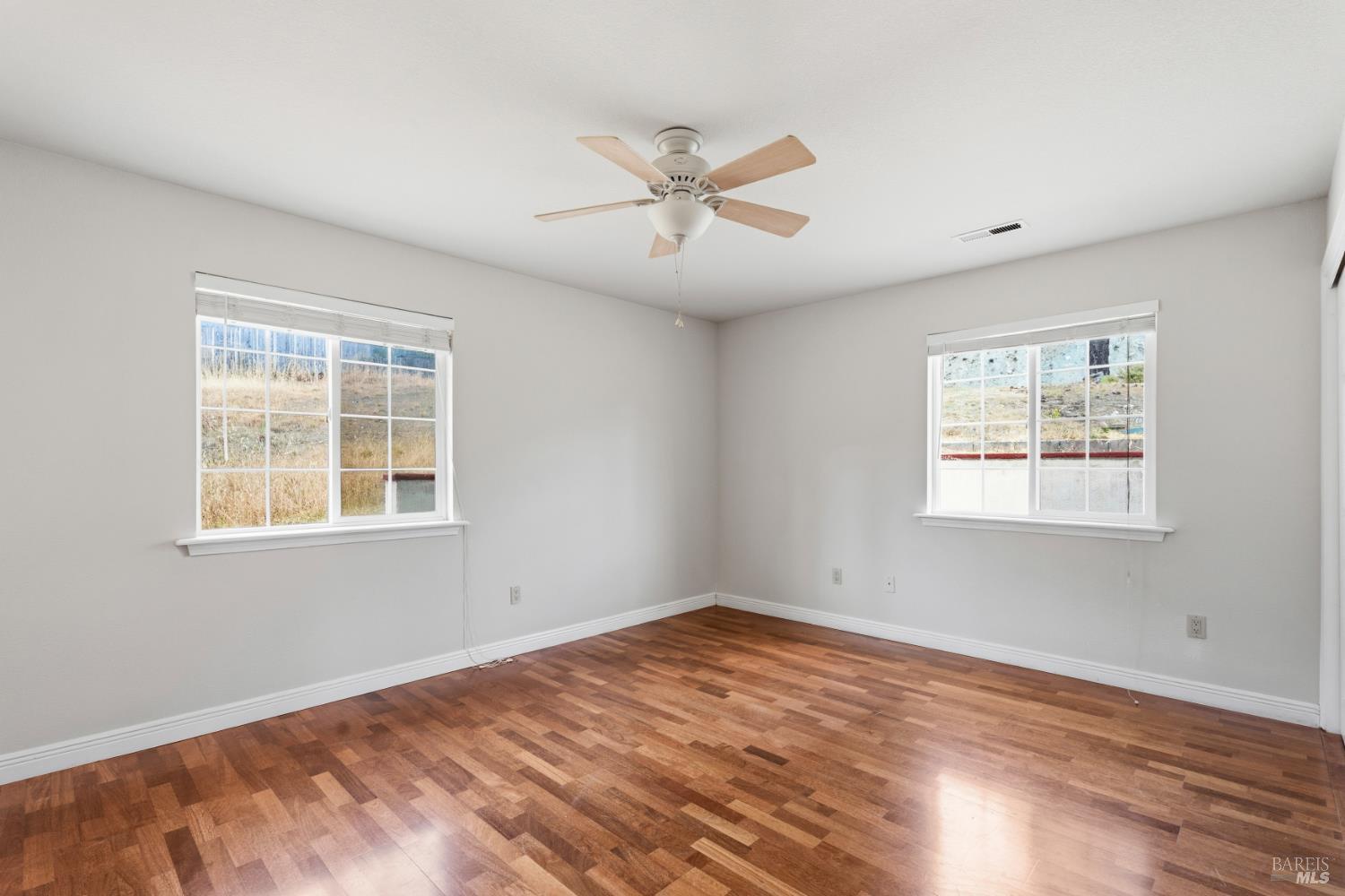 25815 Hawk Drive Willits CA 95490