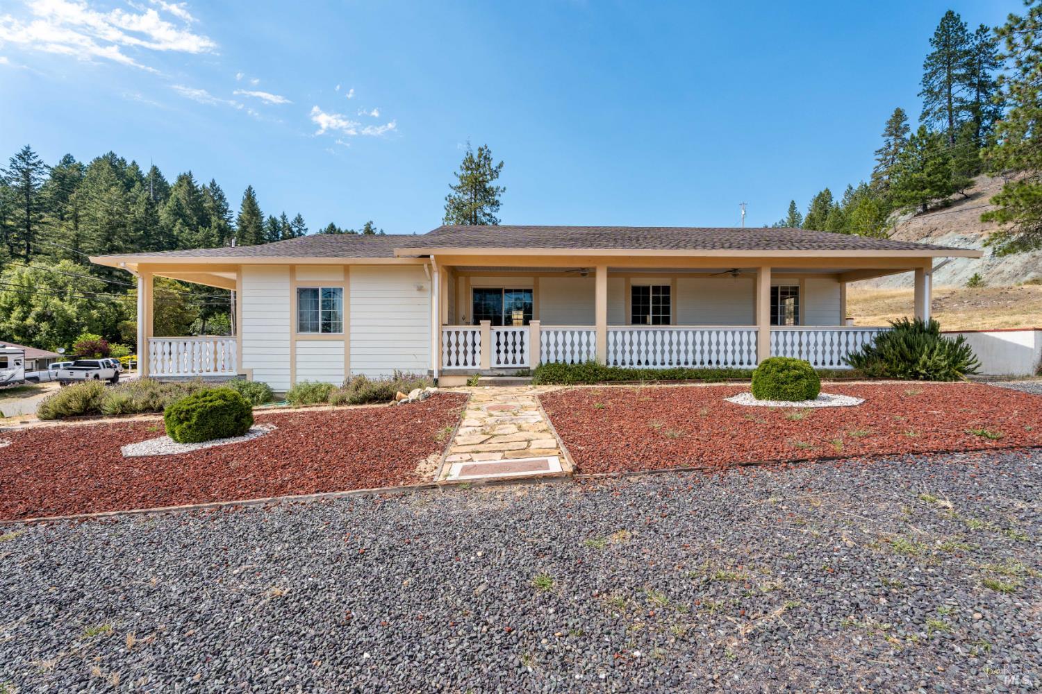25815 Hawk Drive Willits CA 95490