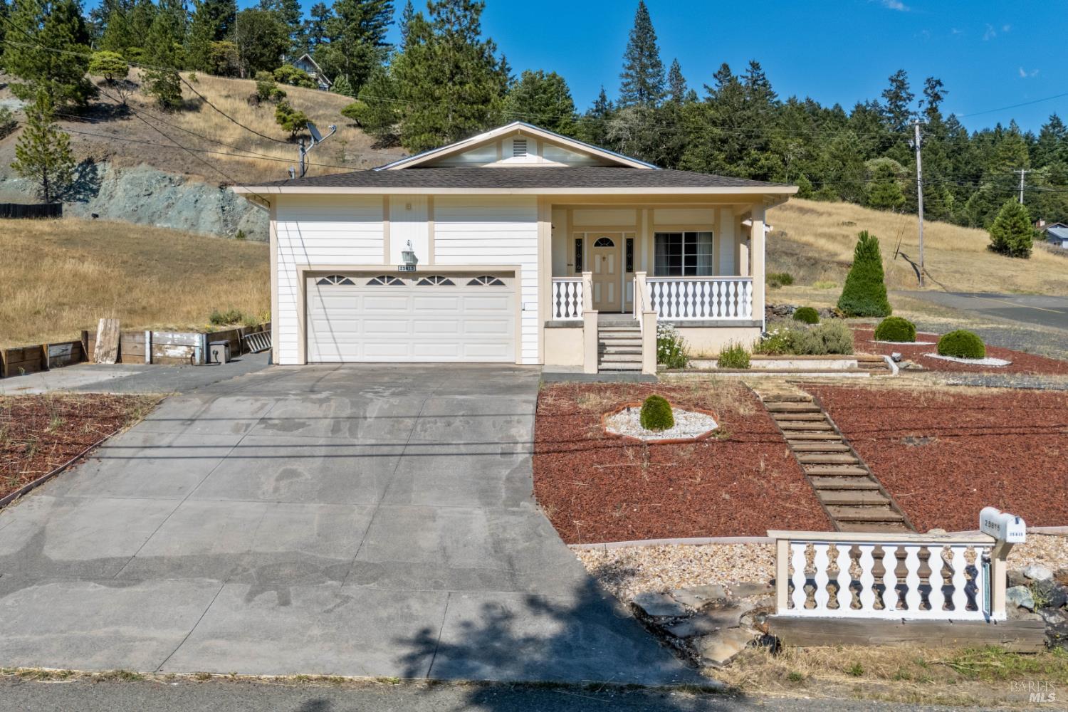 25815 Hawk Drive Willits CA 95490
