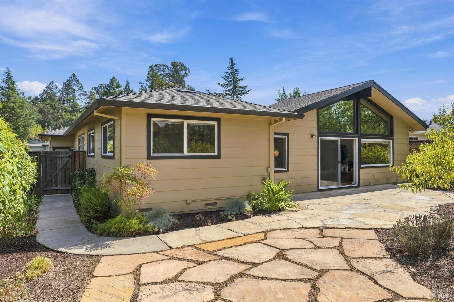 3329 Bonita Vista Lane Santa Rosa CA 95404