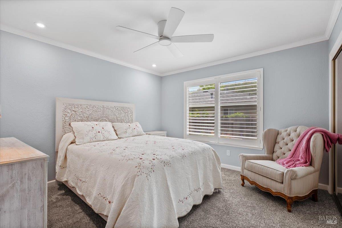 6505 Stonecroft Terrace Santa Rosa CA 95409