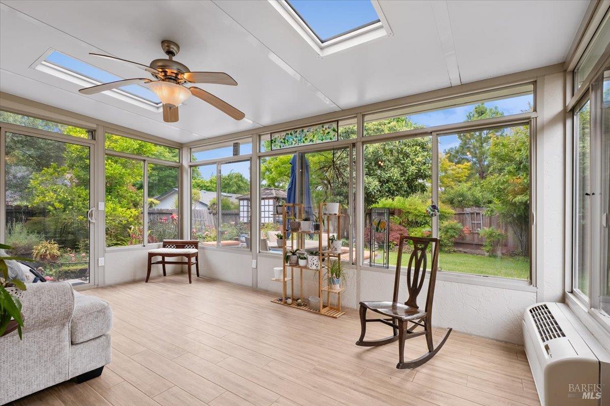 6505 Stonecroft Terrace Santa Rosa CA 95409