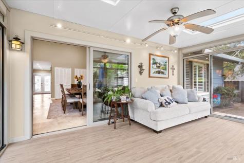6505 Stonecroft Terrace Santa Rosa CA 95409
