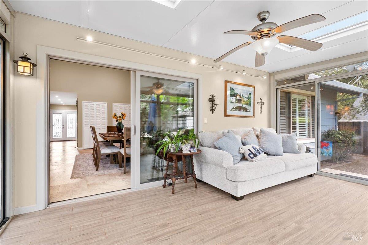 6505 Stonecroft Terrace Santa Rosa CA 95409