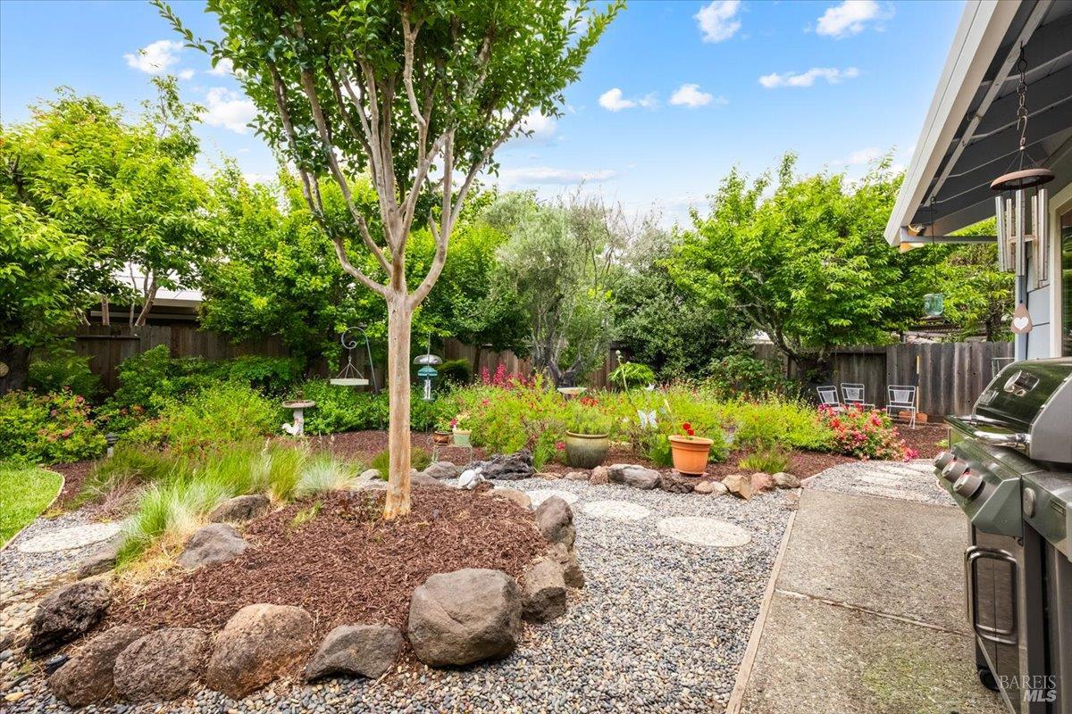 6505 Stonecroft Terrace Santa Rosa CA 95409
