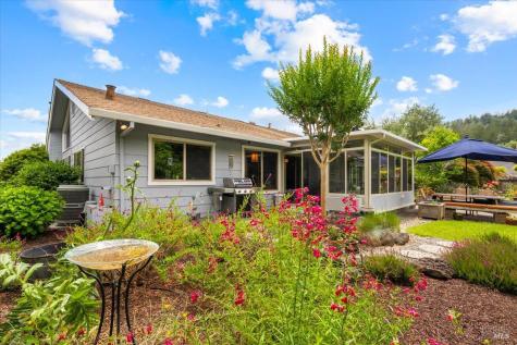 6505 Stonecroft Terrace Santa Rosa CA 95409