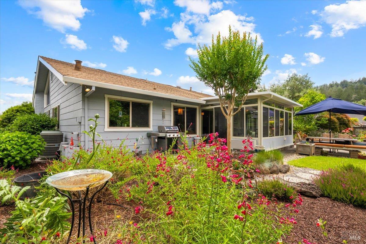 6505 Stonecroft Terrace Santa Rosa CA 95409