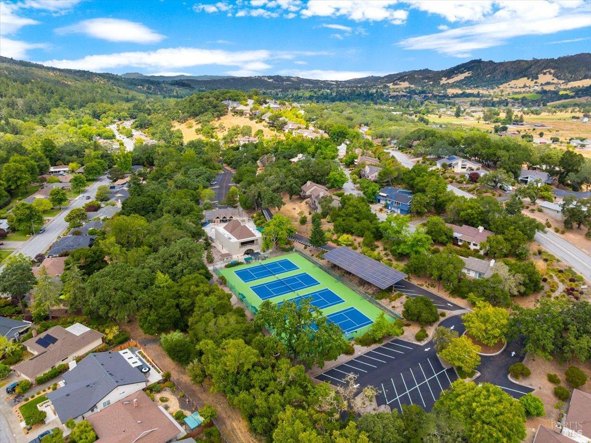 6505 Stonecroft Terrace Santa Rosa CA 95409