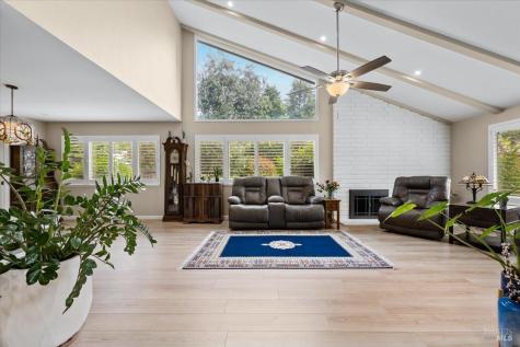6505 Stonecroft Terrace Santa Rosa CA 95409
