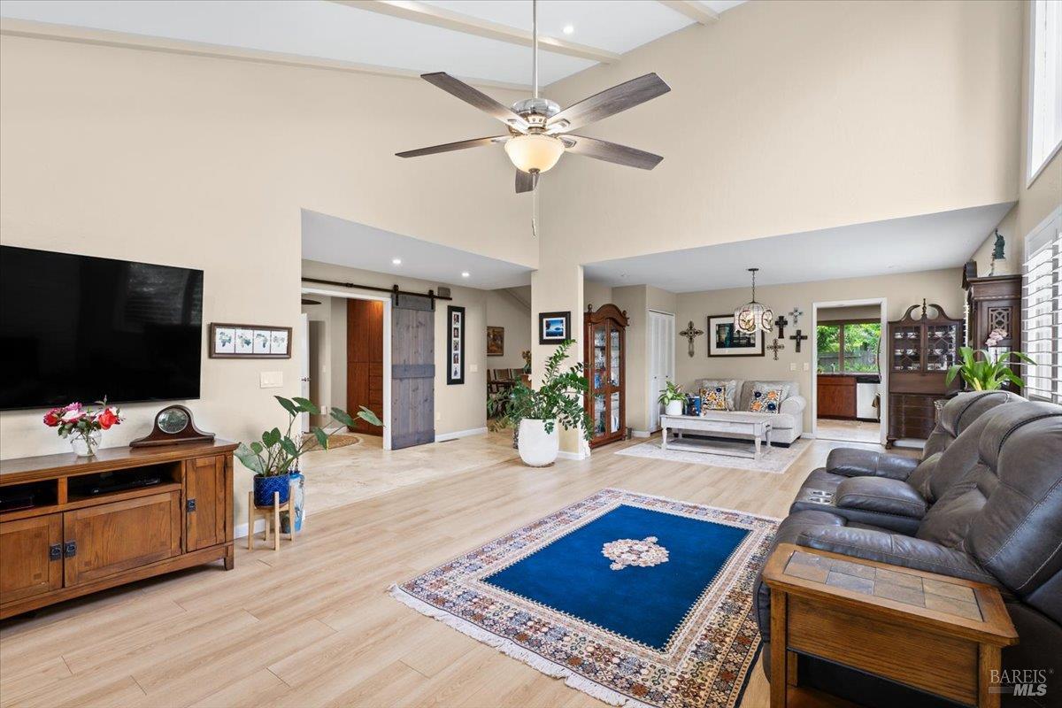 6505 Stonecroft Terrace Santa Rosa CA 95409