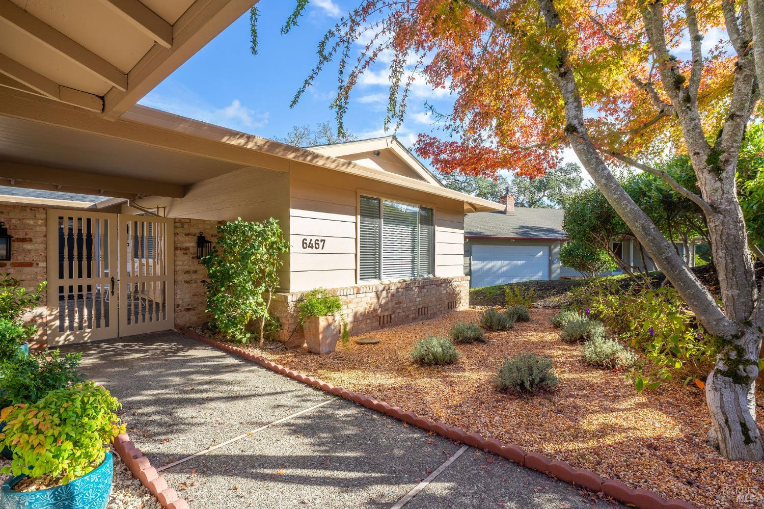 6467 Meadowridge Drive Santa Rosa CA 95409
