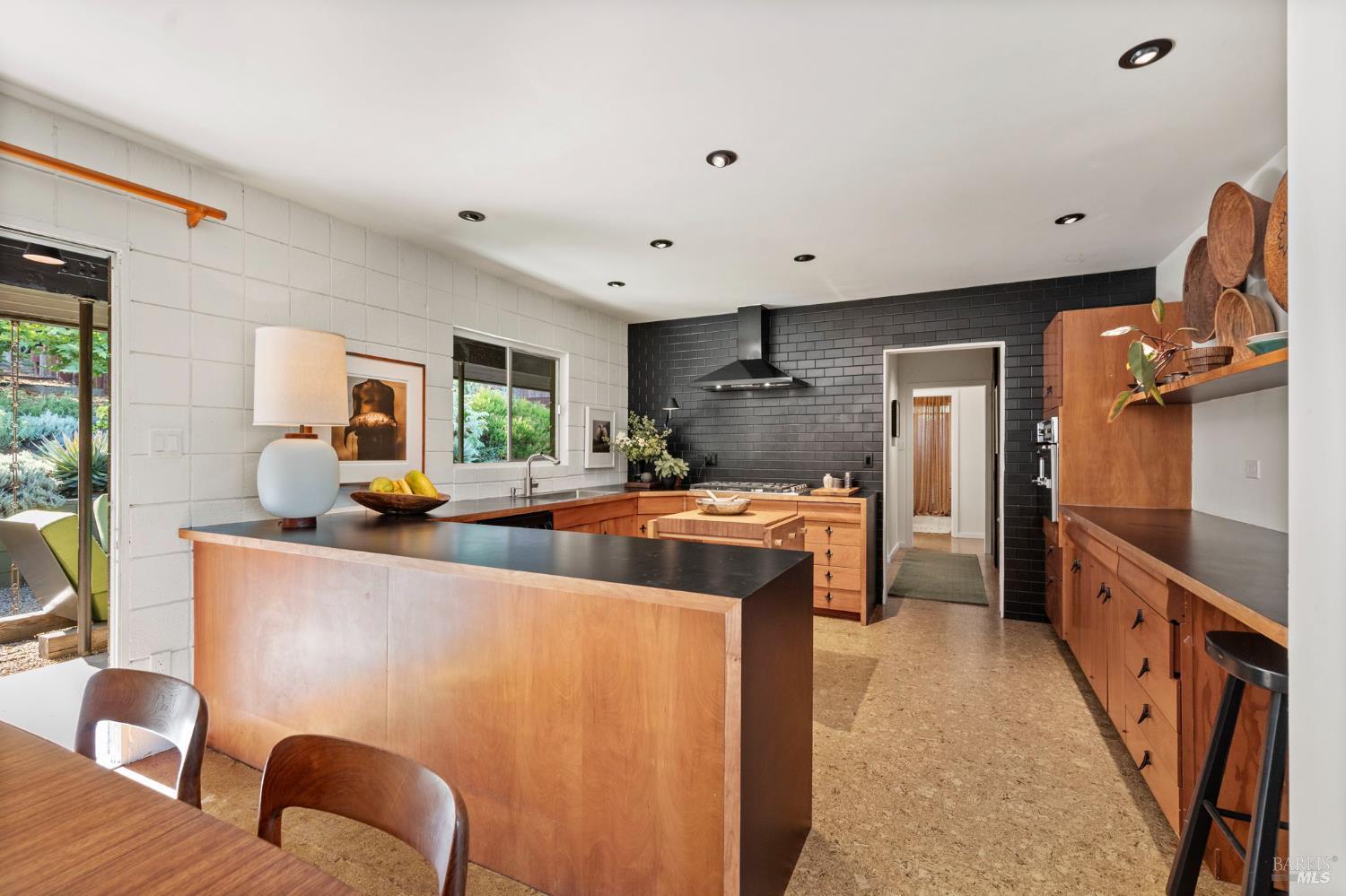 7480 Poplar Drive Forestville CA 95436