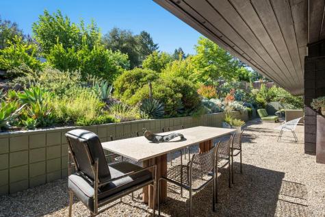 7480 Poplar Drive Forestville CA 95436
