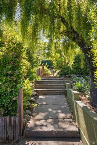 7480 Poplar Drive Forestville CA 95436