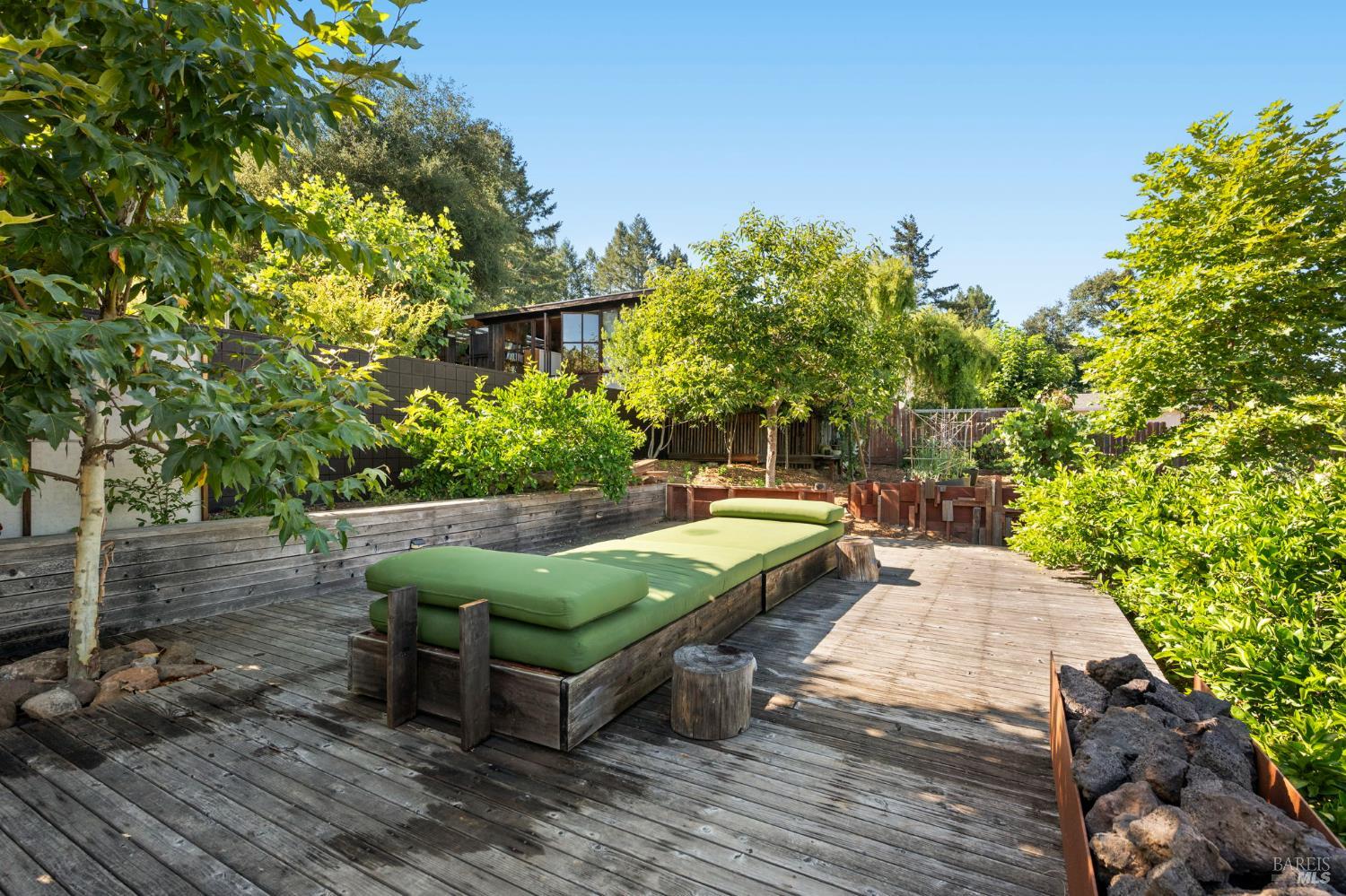 7480 Poplar Drive Forestville CA 95436