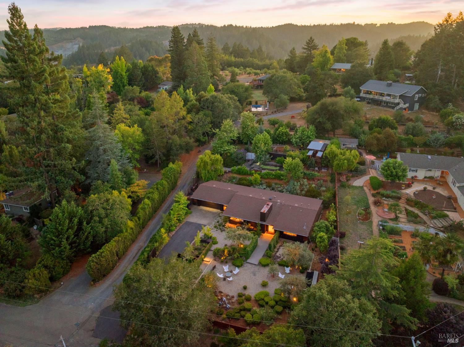 7480 Poplar Drive Forestville CA 95436