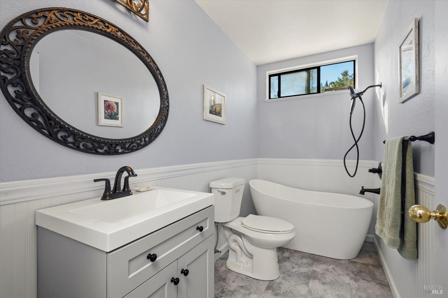 2965 S Lake Drive Kelseyville CA 95451