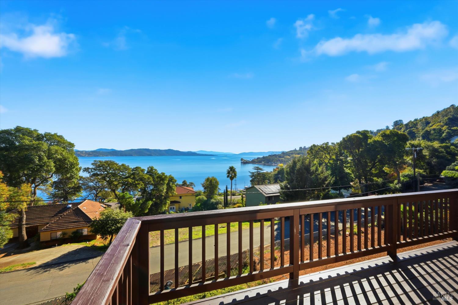 2965 S Lake Drive Kelseyville CA 95451