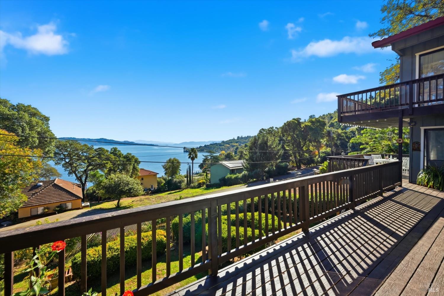 2965 S Lake Drive Kelseyville CA 95451