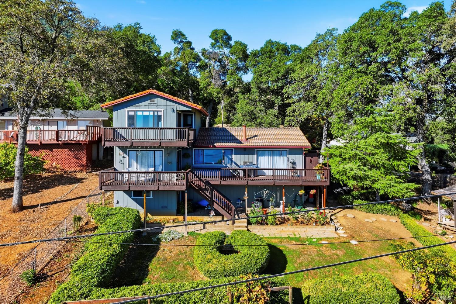 2965 S Lake Drive Kelseyville CA 95451