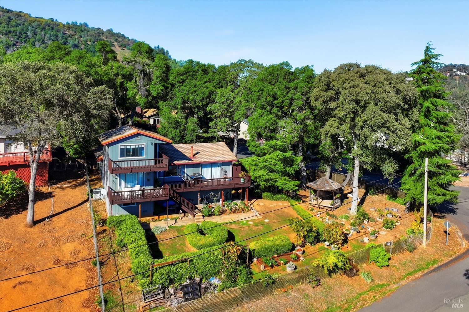 2965 S Lake Drive Kelseyville CA 95451