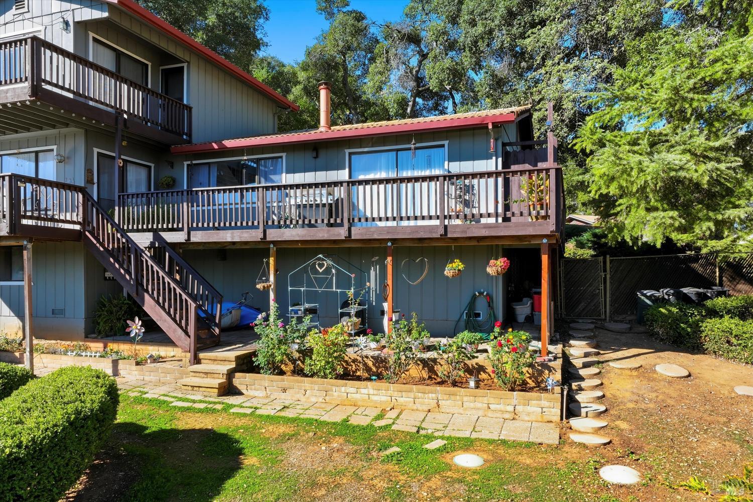 2965 S Lake Drive Kelseyville CA 95451