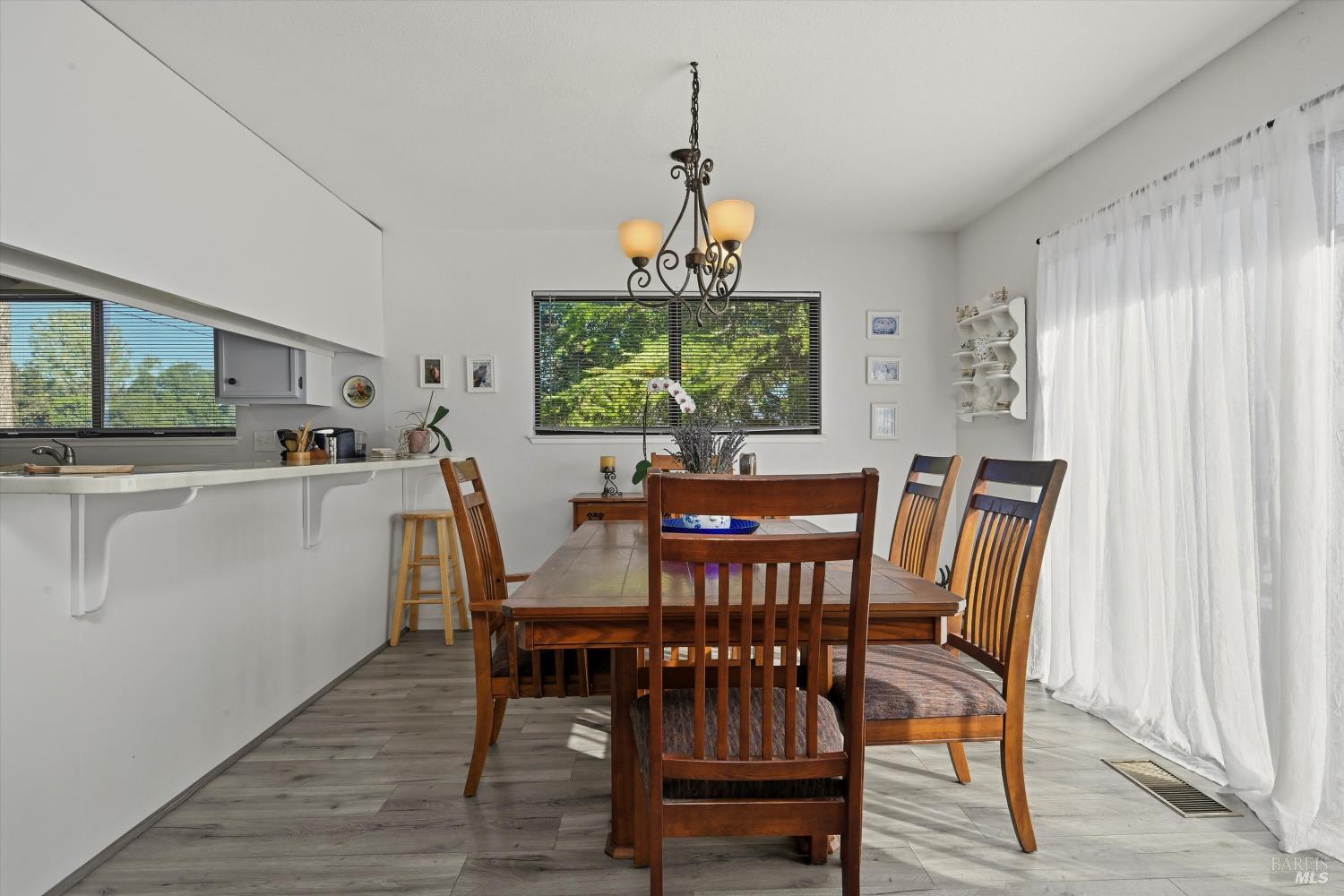 2965 S Lake Drive Kelseyville CA 95451
