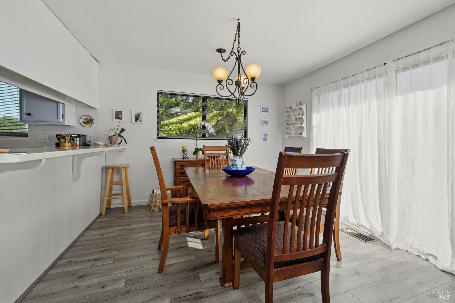 2965 S Lake Drive Kelseyville CA 95451