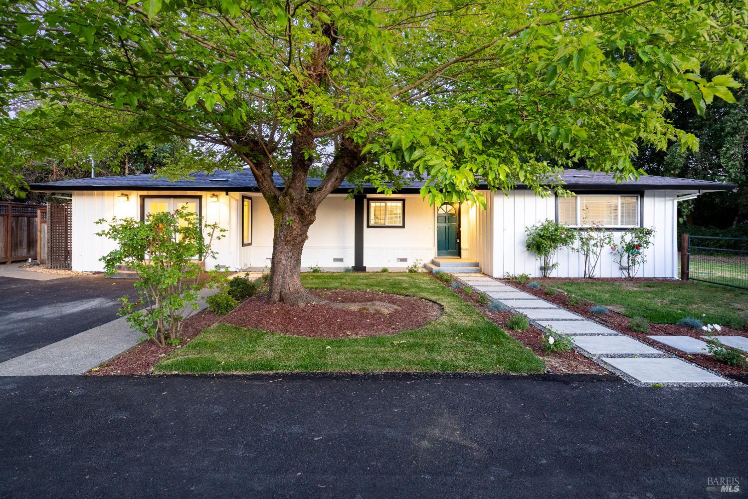 10999 Old Redwood Highway Windsor CA 95492