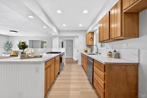 10999 Old Redwood Highway Windsor CA 95492