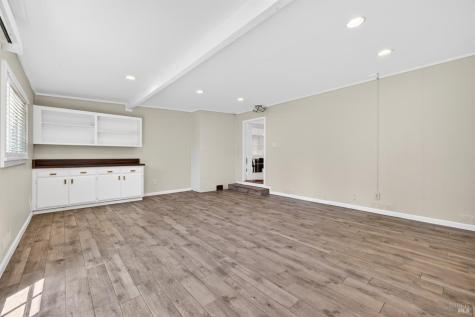 10999 Old Redwood Highway Windsor CA 95492