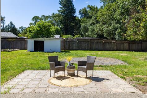 10999 Old Redwood Highway Windsor CA 95492