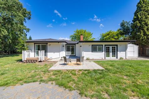 10999 Old Redwood Highway Windsor CA 95492