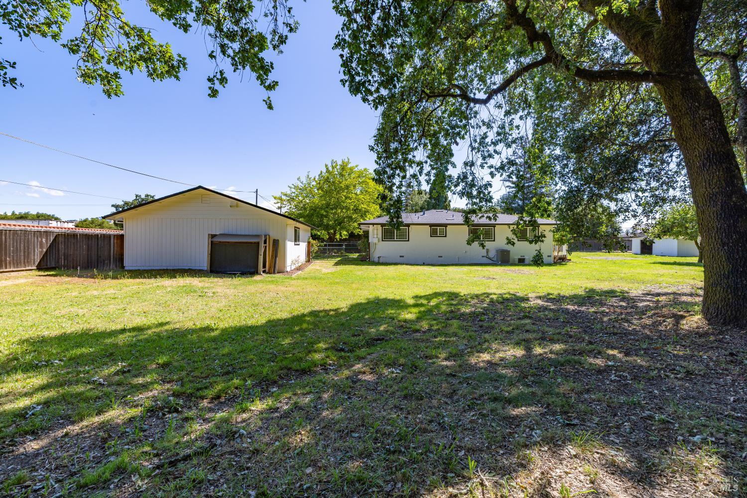 10999 Old Redwood Highway Windsor CA 95492