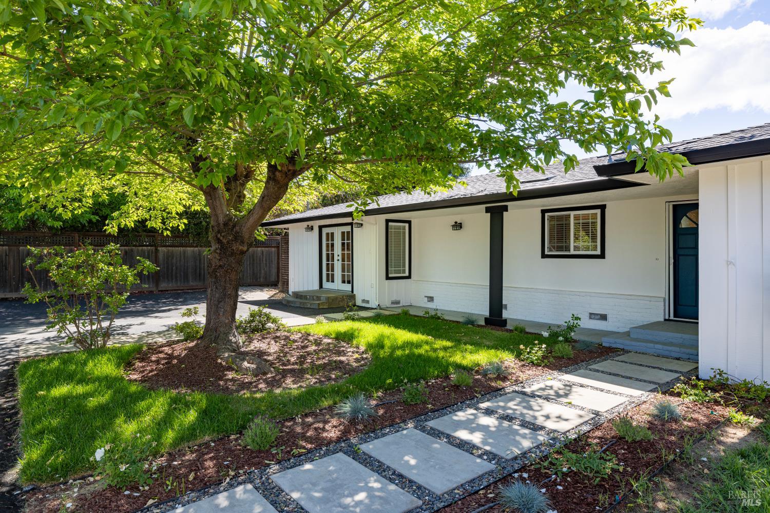 10999 Old Redwood Highway Windsor CA 95492