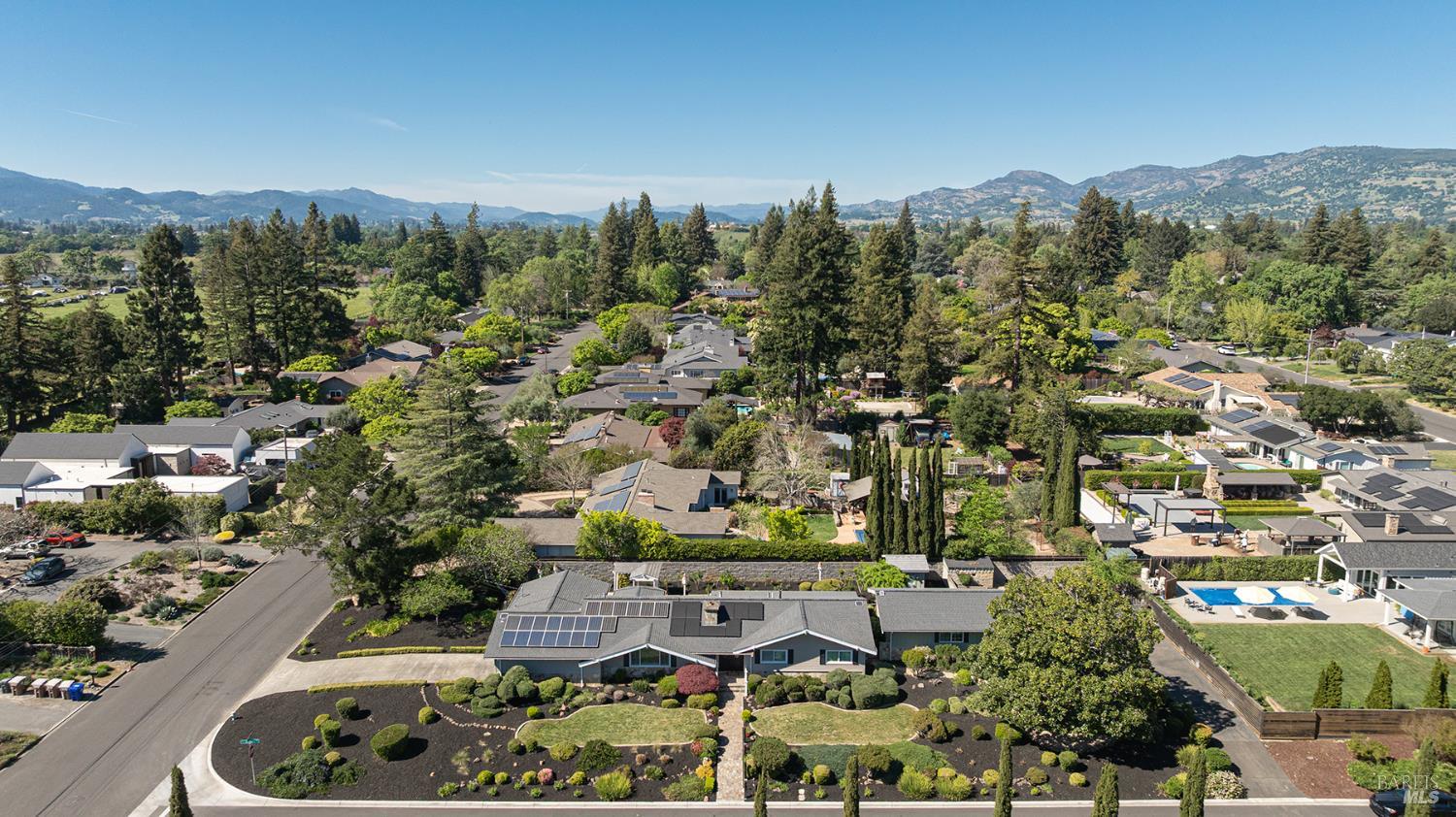 1184 Jerome Way Napa CA 94558