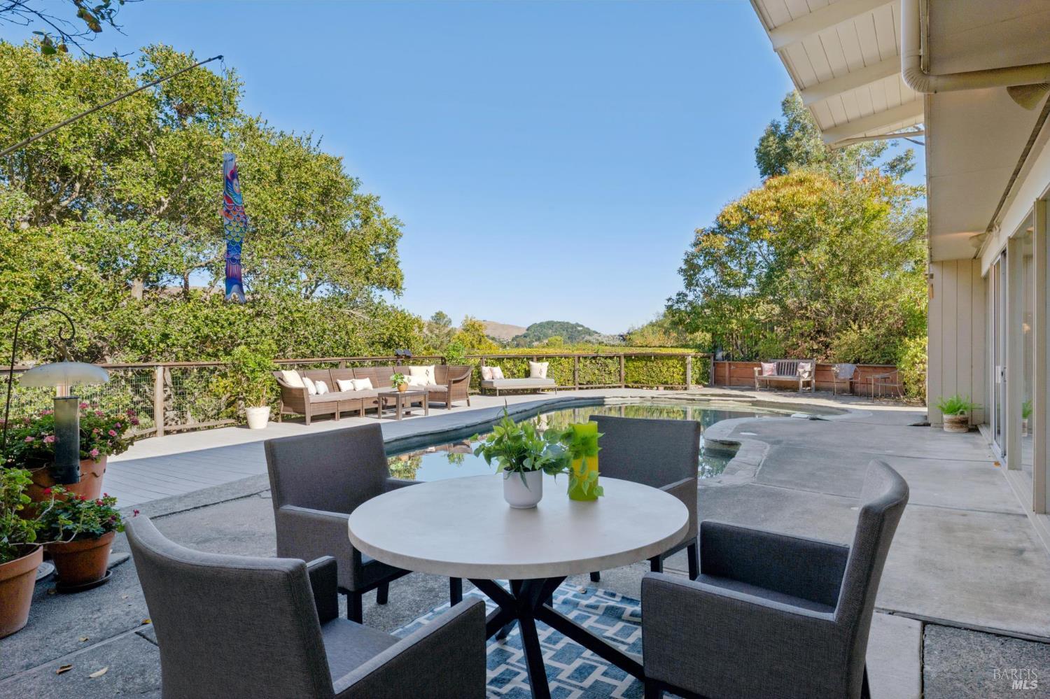 772 Beechnut Court San Rafael CA 94903