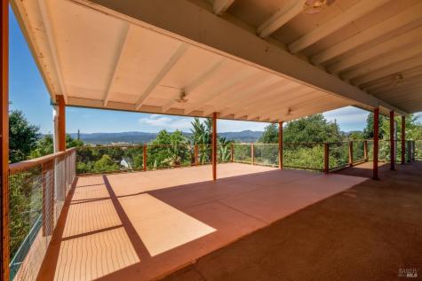 1135 Palomino Road Cloverdale CA 95425