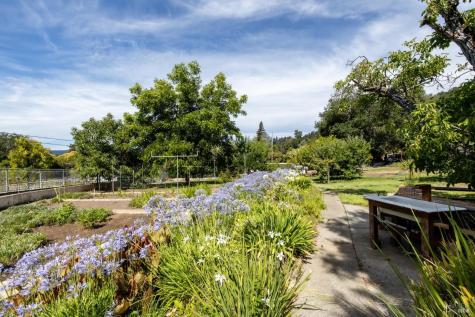 1135 Palomino Road Cloverdale CA 95425