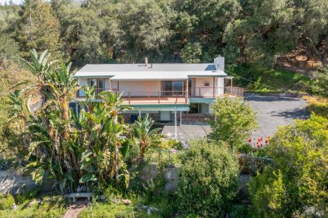 1135 Palomino Road Cloverdale CA 95425