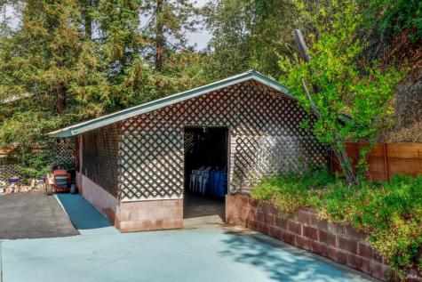1135 Palomino Road Cloverdale CA 95425