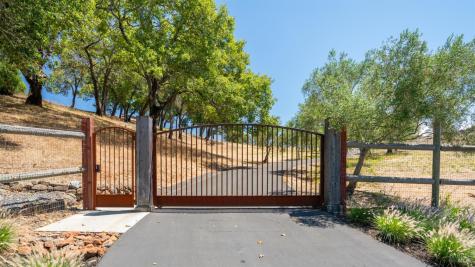 6450 Plum Ranch Road Santa Rosa CA 95404