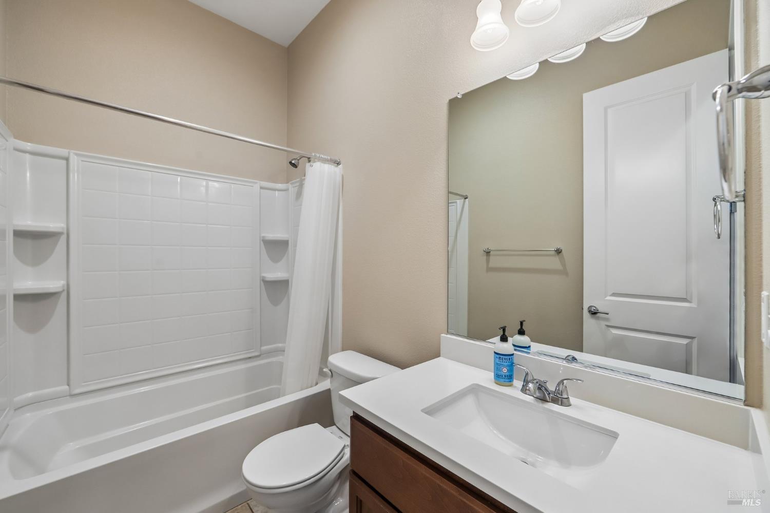 440 Heritage Lane Dixon CA 95620
