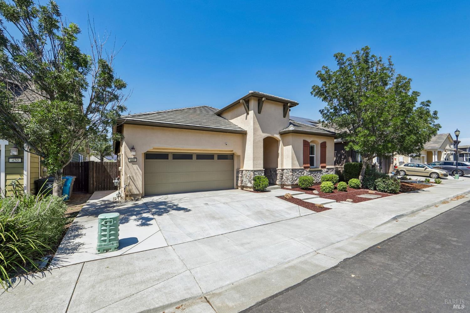 440 Heritage Lane Dixon CA 95620