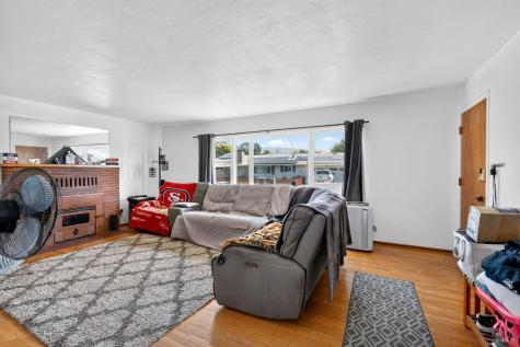 111 S Franklin Street Cloverdale CA 95425